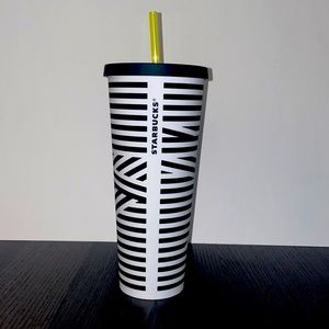 Starbucks Zebra black and white matte tumbler 24oz with straw!